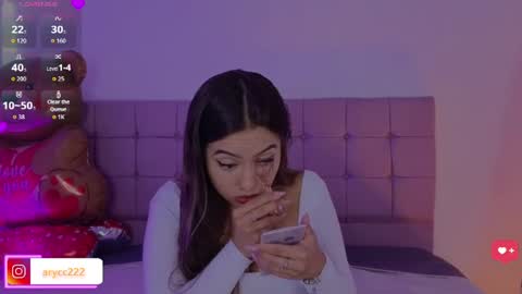 arycooper_ online show from July 17, 11:39 am