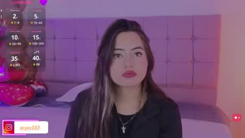 arycooper_ online show from July 24, 12:03 pm