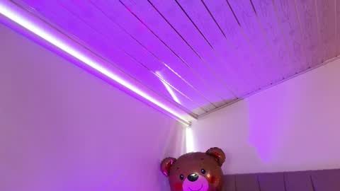 arycooper_ online show from July 28, 11:39 am