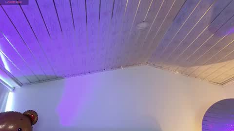 arycooper_ online show from July 30, 11:42 am