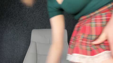 Snapshot of asami_san chatting on January 29, 3:44 am Asami online show from January 29, 3:44 am