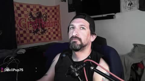 devilPup75 online show from October 31, 10:11 pm