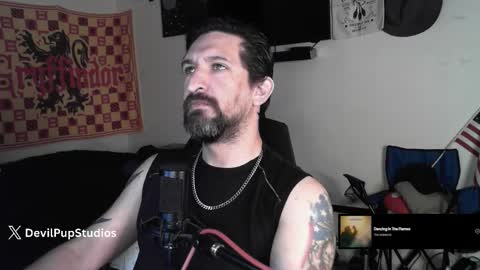 devilPup75 online show from November 4, 6:40 pm