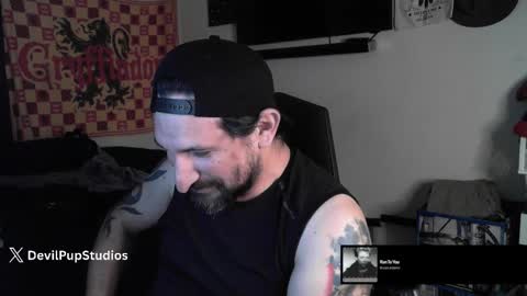 Snapshot of asanator101 chatting on November 17, 2:06 am devilPup75 online show from November 17, 2:06 am