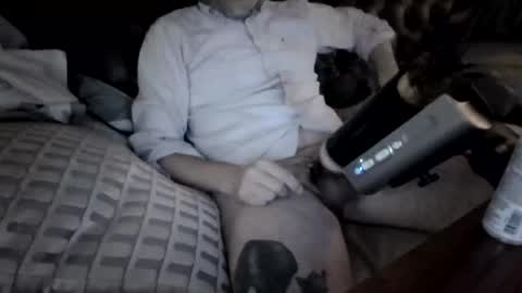 Snapshot of aschke chatting on October 25, 7:19 pm aschke online show from October 25, 7:19 pm