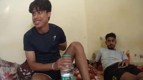 Snapshot of ash2730 chatting on October 26, 8:53 am ash2730 online show from October 26, 8:53 am