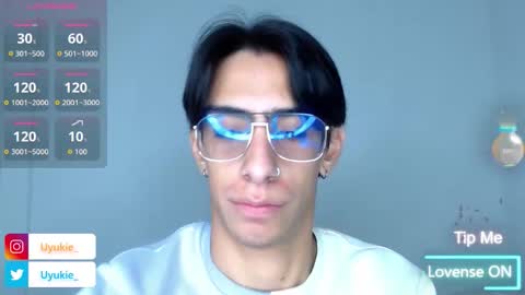 Ash online show from November 30, 2:37 am