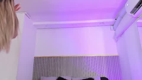ash_valentine online show from June 25, 7:51 pm