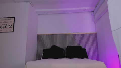 ash_valentine online show from July 19, 7:39 pm