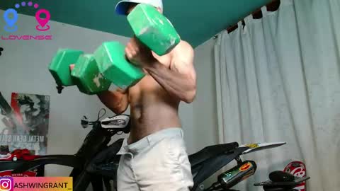 Snapshot of ash_wingrant chatting on May 14, 9:38 am ash_wingrant online show from May 14, 9:38 am