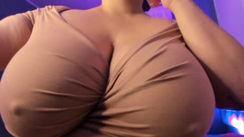 ashanty_vera01 online show from May 4, 3:57 am