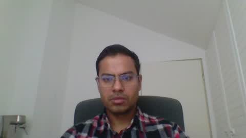 asharma1984xyz online show from June 10, 6:34 am