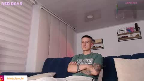 Ashley And Ryan  online show from June 25, 12:43 am