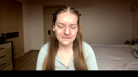 Mila online show from May 10, 9:36 am