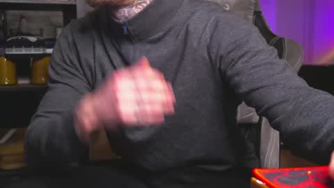 Jerk Machine online show from January 20, 2:14 pm