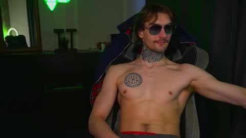 Jerk Machine online show from October 10, 1:43 pm