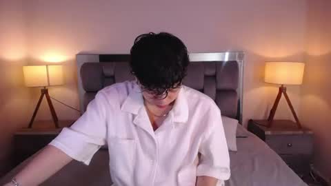 asher_addams__ online show from June 28, 5:57 am