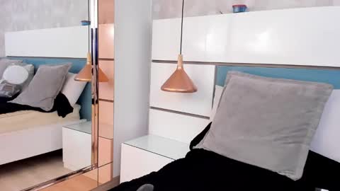 Snapshot of ashkoreh chatting on October 17, 8:22 pm Ashkoreh online show from October 17, 8:22 pm