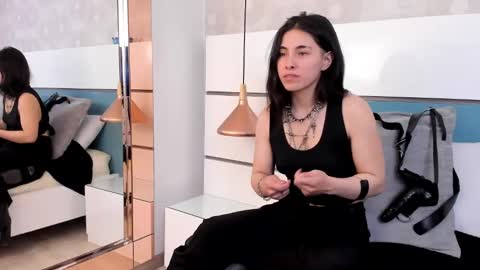 Snapshot of ashkoreh chatting on October 21, 7:25 pm Ashkoreh online show from October 21, 7:25 pm