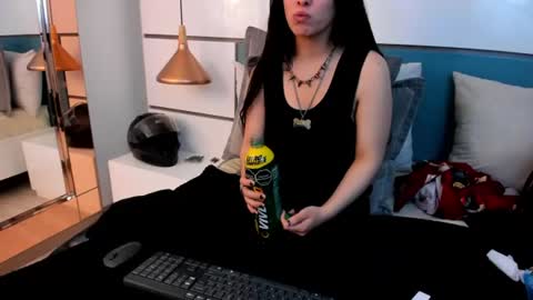 Ashkoreh online show from July 28, 4:39 pm