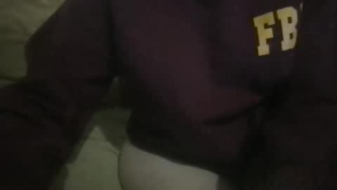 Ashleigh online show from December 18, 5:02 am