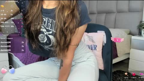 Carolina  online show from February 3, 10:43 pm