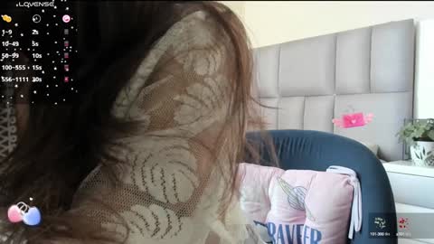 Carolina  online show from February 4, 2:32 pm