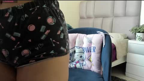 Carolina  online show from February 19, 1:50 pm