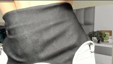 Carolina  online show from March 6, 2:09 am