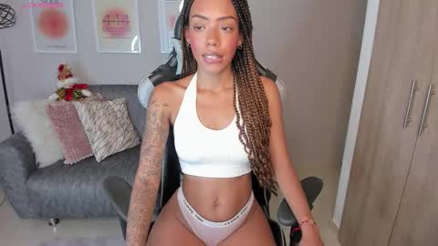 Snapshot of ashley_23a chatting on November 27, 8:33 pm A S H L E Y online show from November 27, 8:33 pm