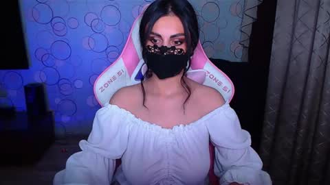 Snapshot of ashley__cooper__ chatting on November 7, 4:23 am Yasmina online show from November 7, 4:23 am