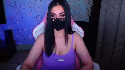 Snapshot of ashley__cooper__ chatting on November 19, 3:39 am Yasmina online show from November 19, 3:39 am