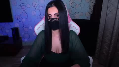 Snapshot of ashley__cooper__ chatting on November 23, 3:28 am Yasmina online show from November 23, 3:28 am