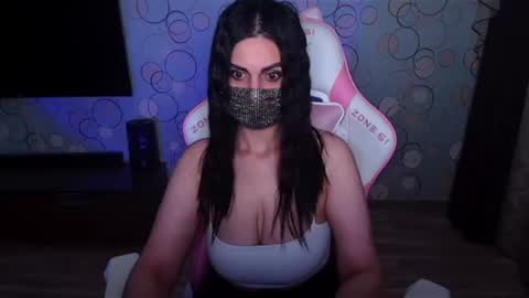   Yasmina   online show from July 27, 5:03 am