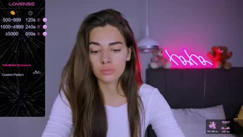 Snapshot of ashley__jess chatting on November 27, 5:04 pm Ashley online show from November 27, 5:04 pm