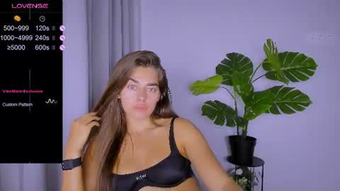 Ashley online show from July 12, 7:49 pm