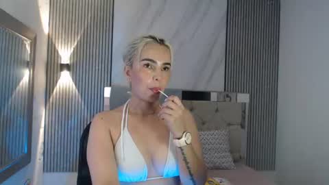 Snapshot of ashley__tylor chatting on July 28, 4:27 pm ashley__tylor online show from July 28, 4:27 pm