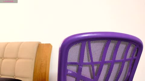 Soy Ash online show from February 1, 6:19 pm