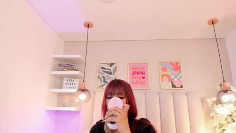 Snapshot of ashley_blake_ chatting on December 15, 2:27 am Ashley online show from December 15, 2:27 am