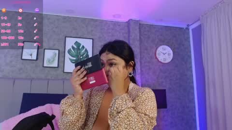 Ashleyy online show from January 7, 12:20 pm