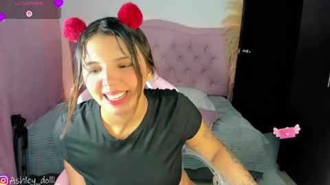 Ashley online show from May 11, 9:23 pm