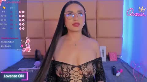 ashley_js online show from May 4, 10:06 pm