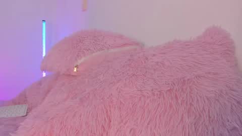 ashley_js online show from June 3, 12:46 am