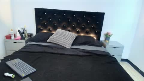 Ashley Morgann online show from March 18, 1:36 pm