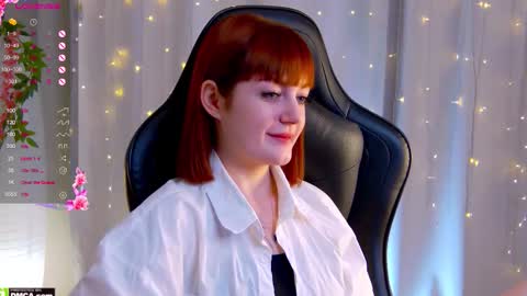 Snapshot of ashley_nicks chatting on October 18, 2:47 am Ashley online show from October 18, 2:47 am