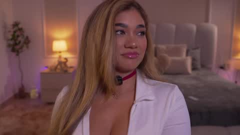 Snapshot of ashley_ospino chatting on November 29, 10:46 pm Ashley online show from November 29, 10:46 pm