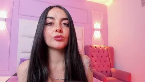 ashley_petit online show from July 28, 6:20 pm
