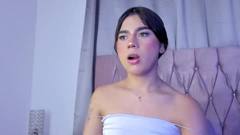 Snapshot of ashley_piinkk chatting on February 26, 7:31 am Ashley online show from February 26, 7:31 am