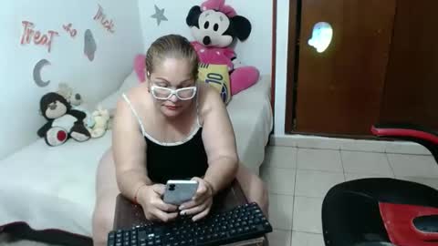 ashley pink11 online show from October 8, 10:40 pm
