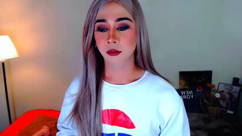 ashley online show from March 7, 5:10 pm